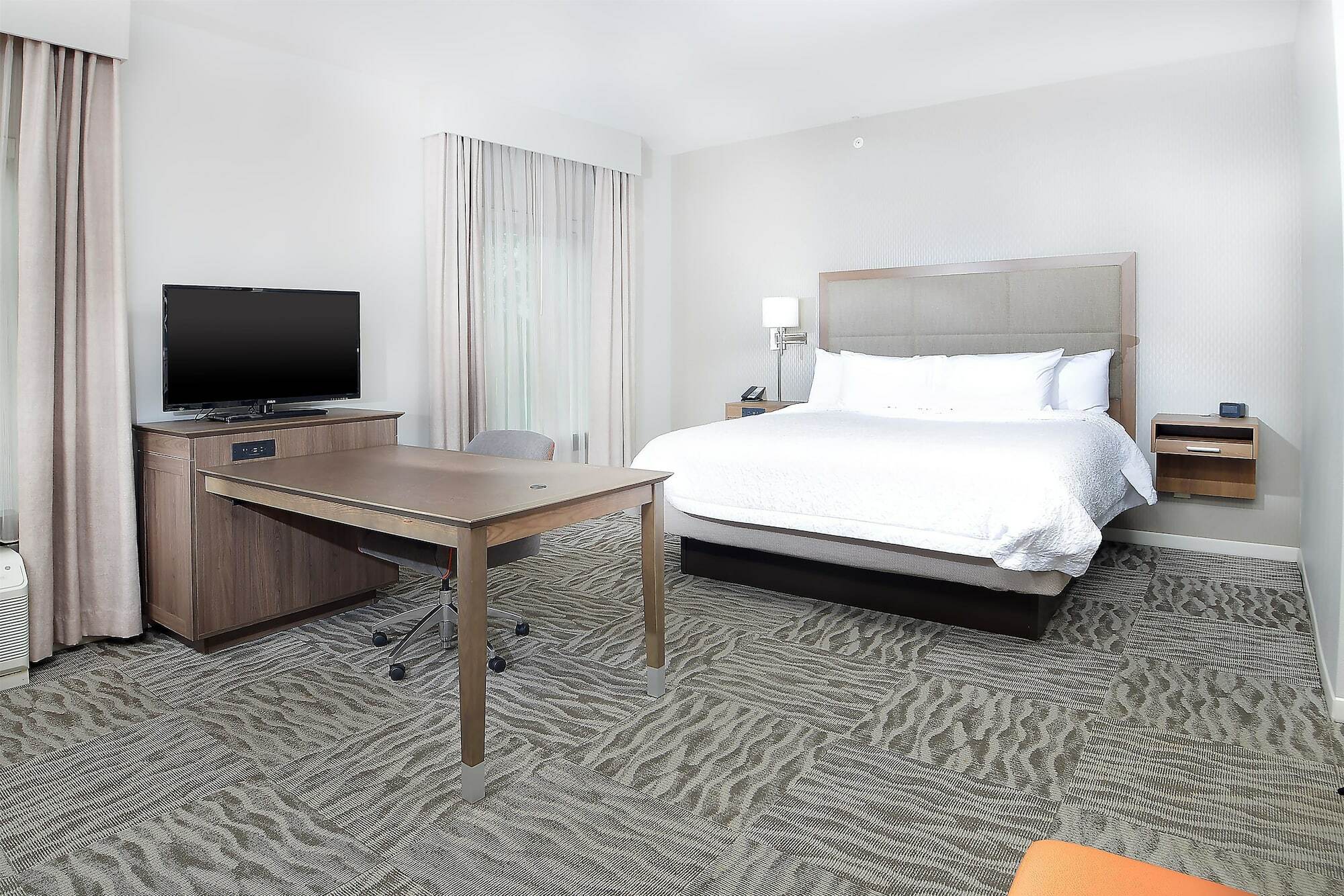 Hotel Hampton